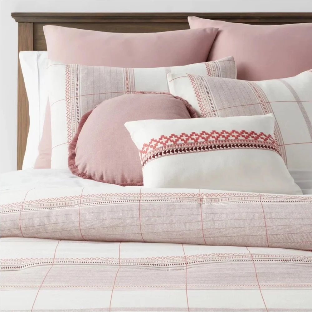 THRESHOLD NWT 8pc stripe boho comforter set -king